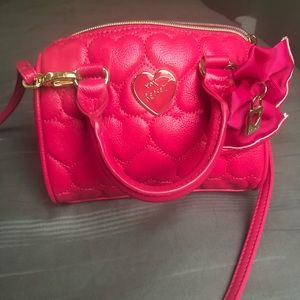 NWOT Mini Pink Betsey Johnson Bag💕